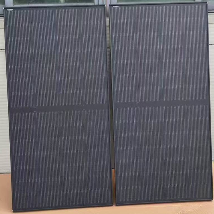 anti-glare solar panel for airport area projects